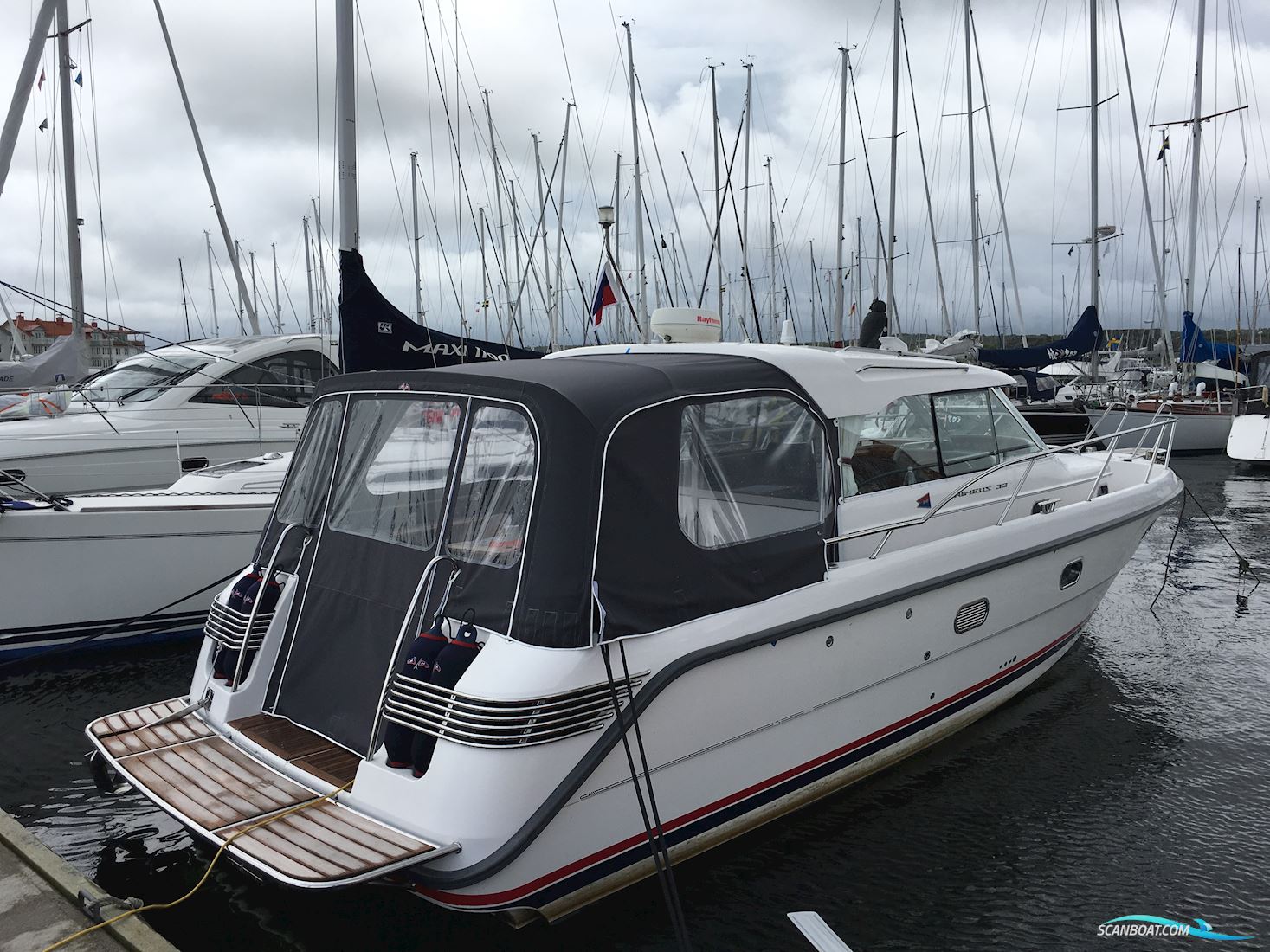 Nimbus 33 Nova Coupé