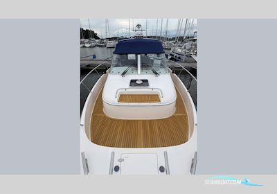 Nimbus 33 Nova Motorboten 2000, met 2 x Volvo Penta Kad 44 DP-E Drev. 770 Timmar.  motor, Sweden