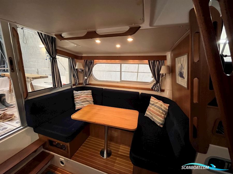 Nimbus 340 Commander