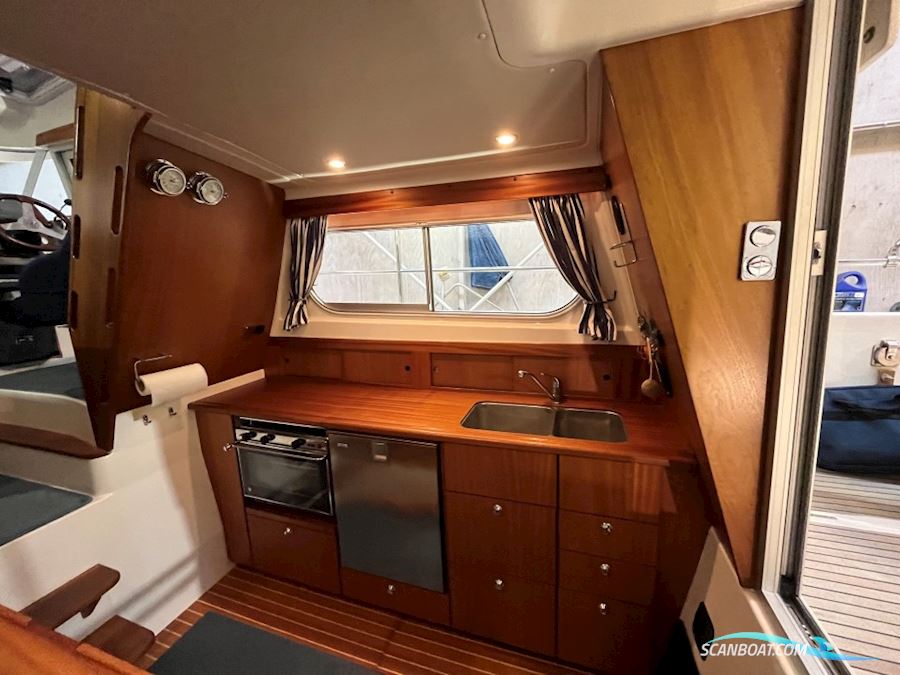 Nimbus 340 Commander