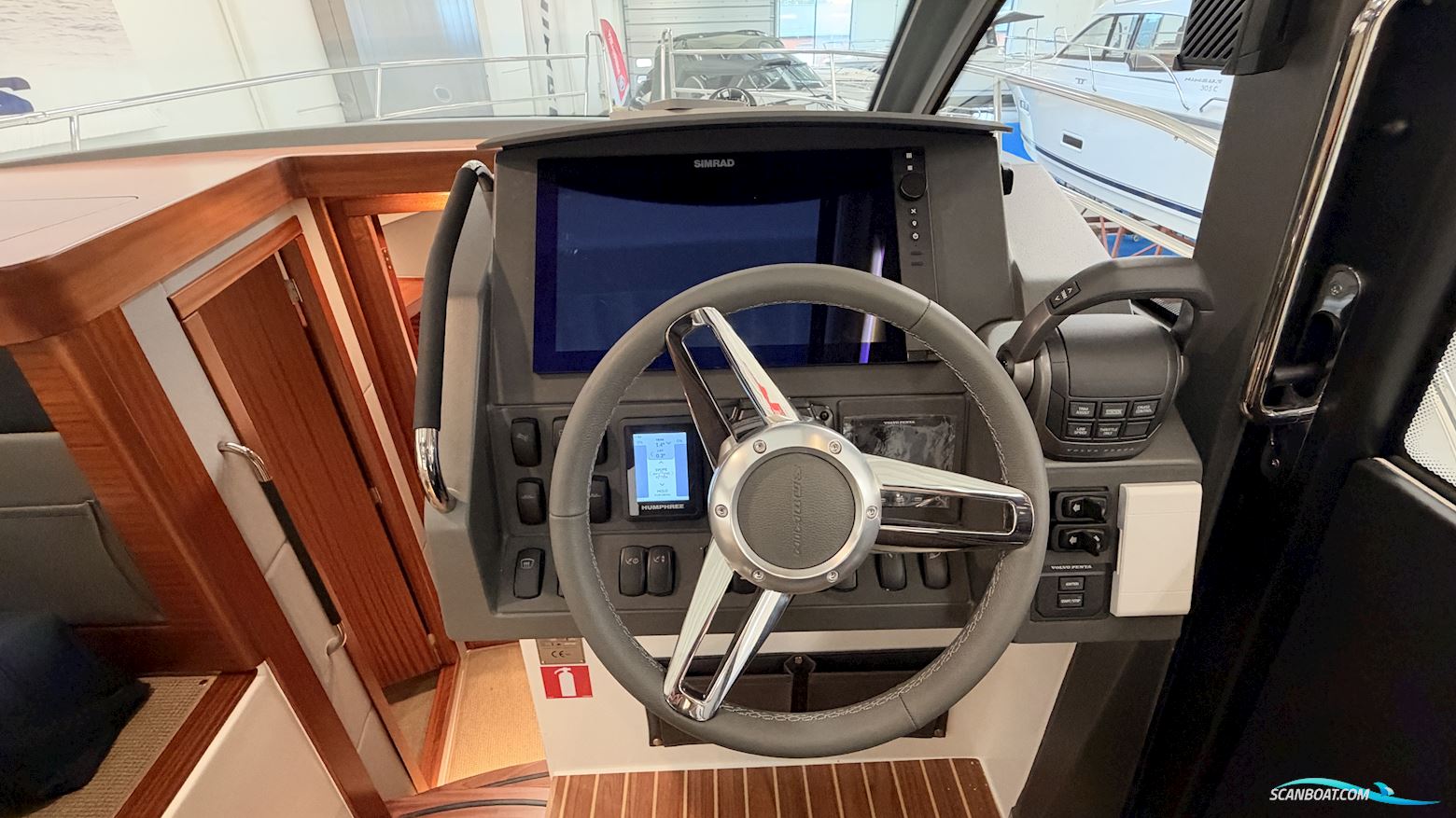 Nimbus 365 Coupe