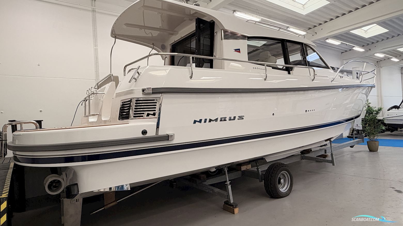 Nimbus 365 Coupe