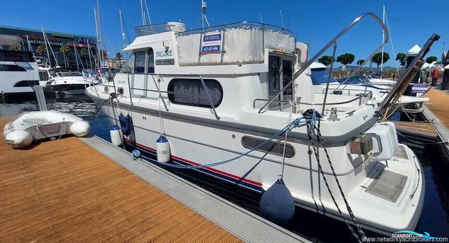 NIMBUS 37 Trawler