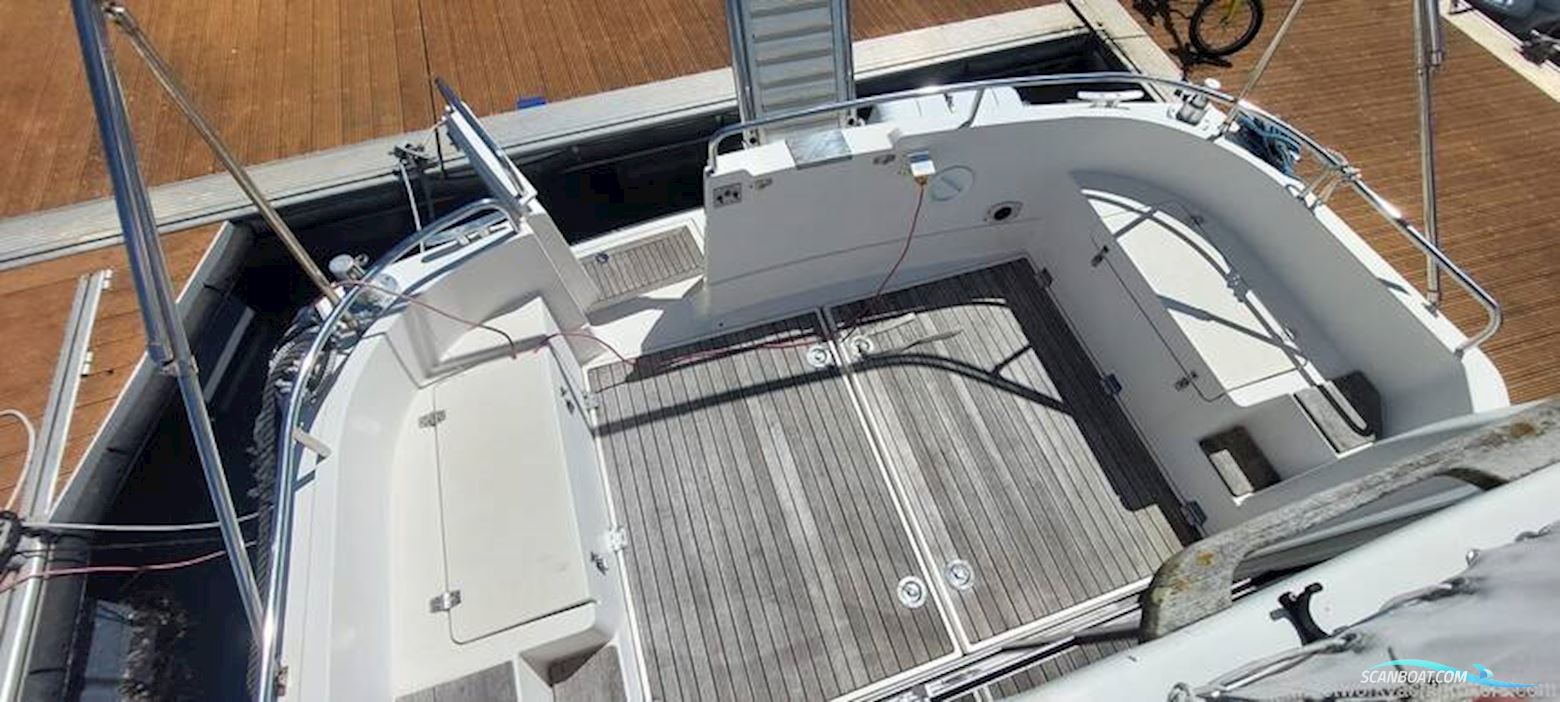 NIMBUS 37 Trawler
