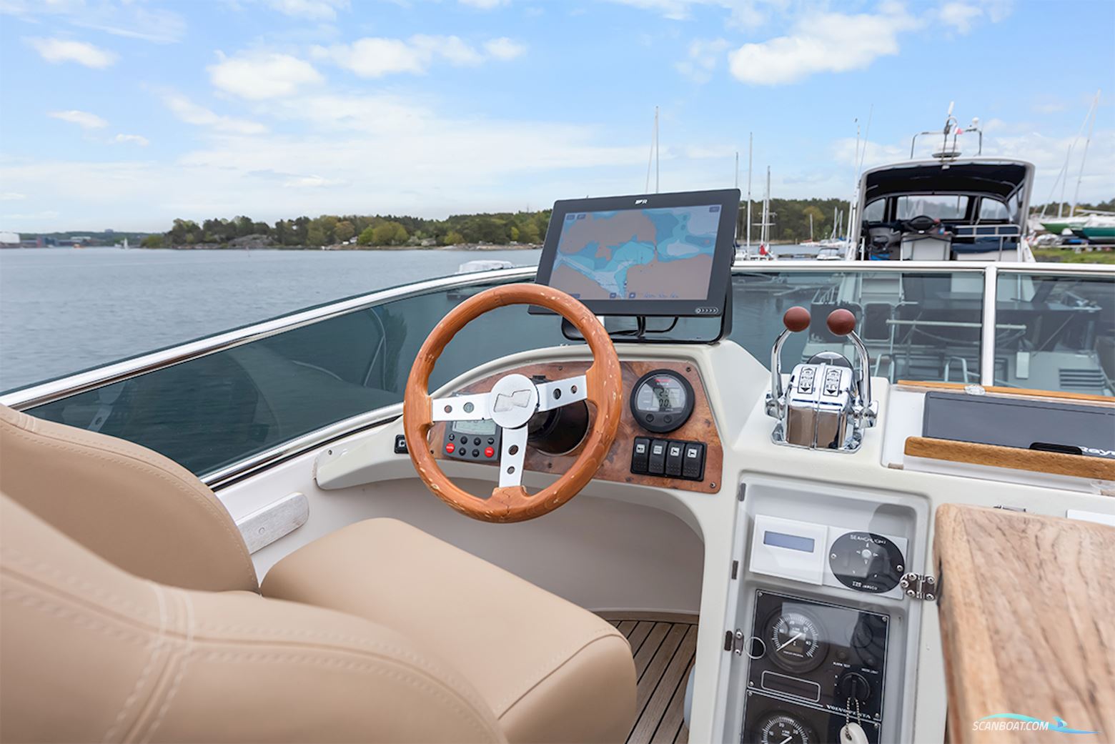 Nimbus 380 Carisma