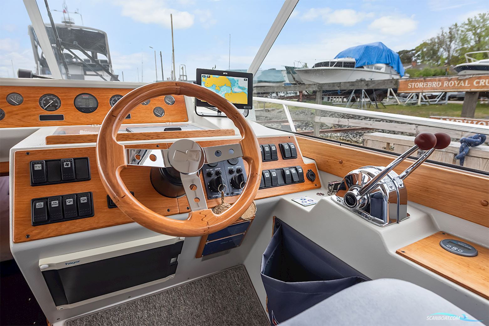 Nimbus 380 Carisma
