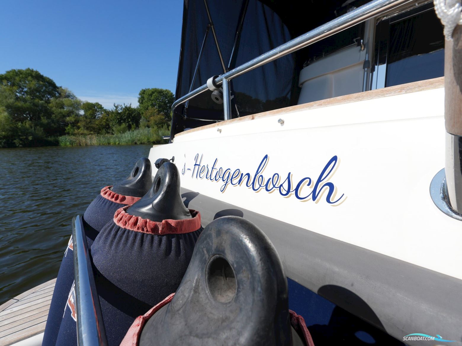 Nimbus 380 Commander