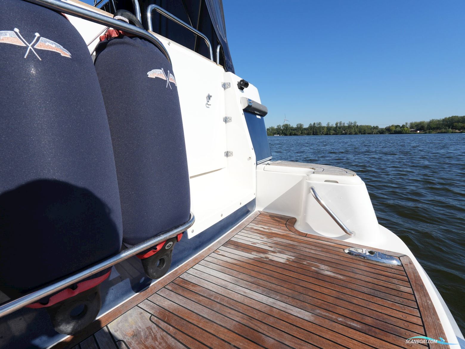 Nimbus 380 Commander