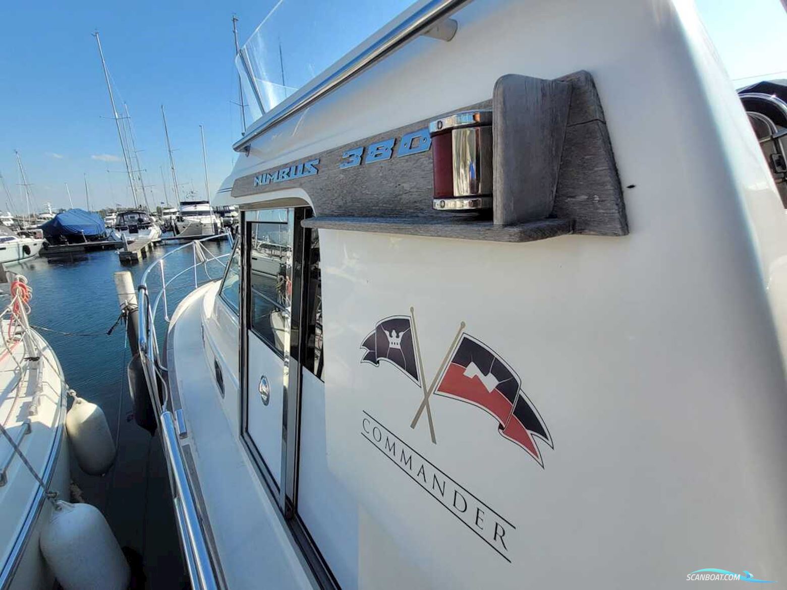 Nimbus 380 Commander