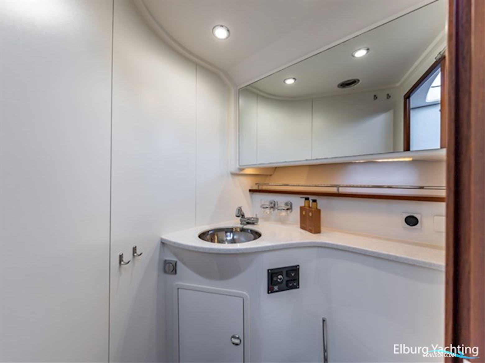 Nimbus 405 Flybridge