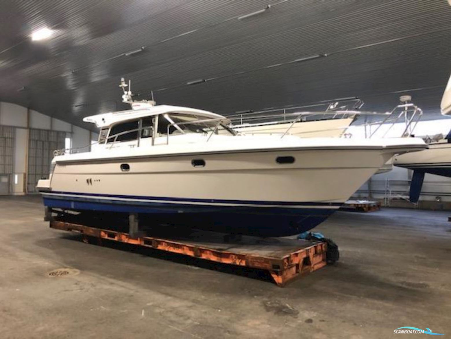 Nimbus 42 Nova Coupe