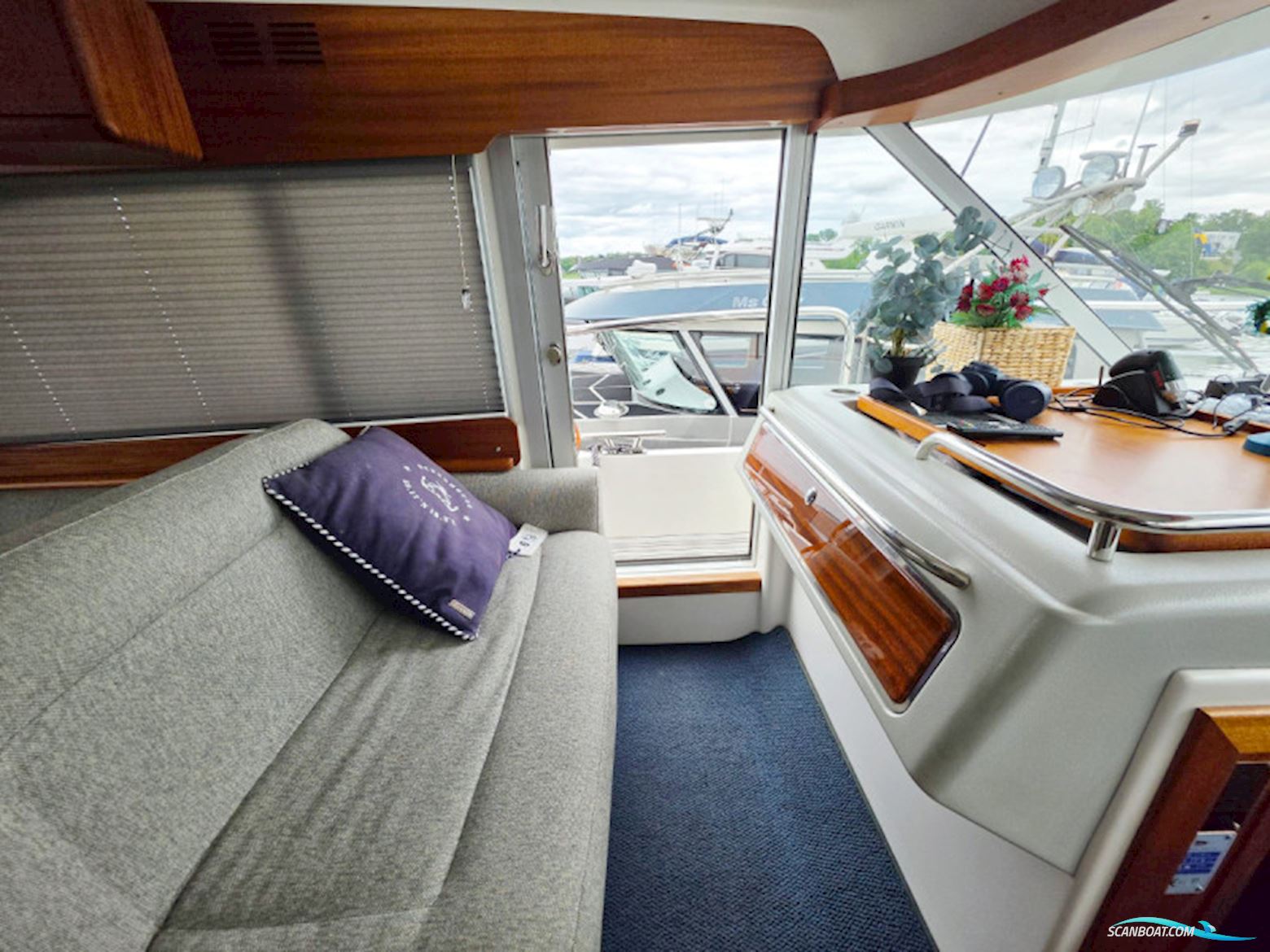 Nimbus 42 Nova Coupé