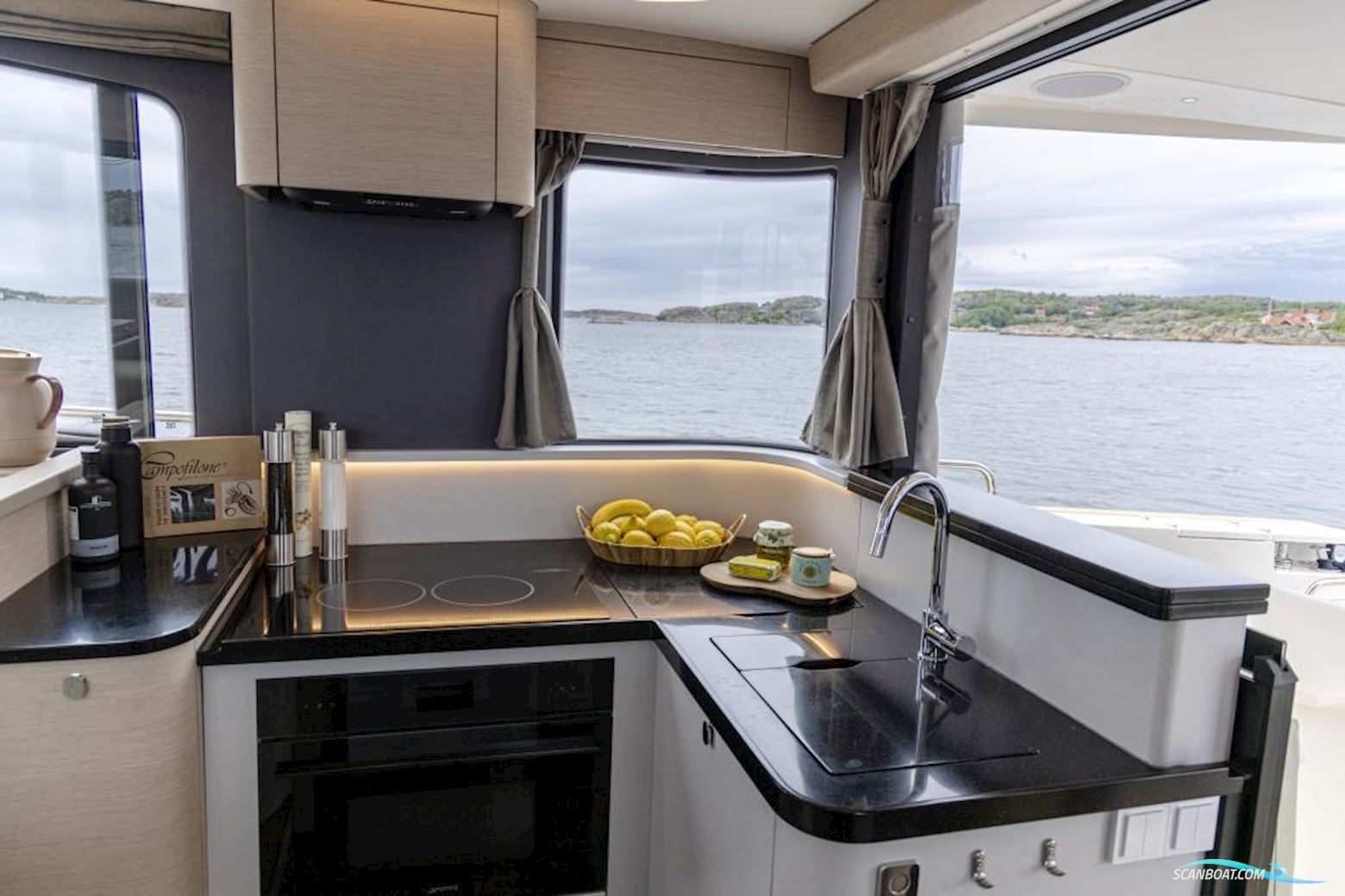 Nimbus 495 Flybridge