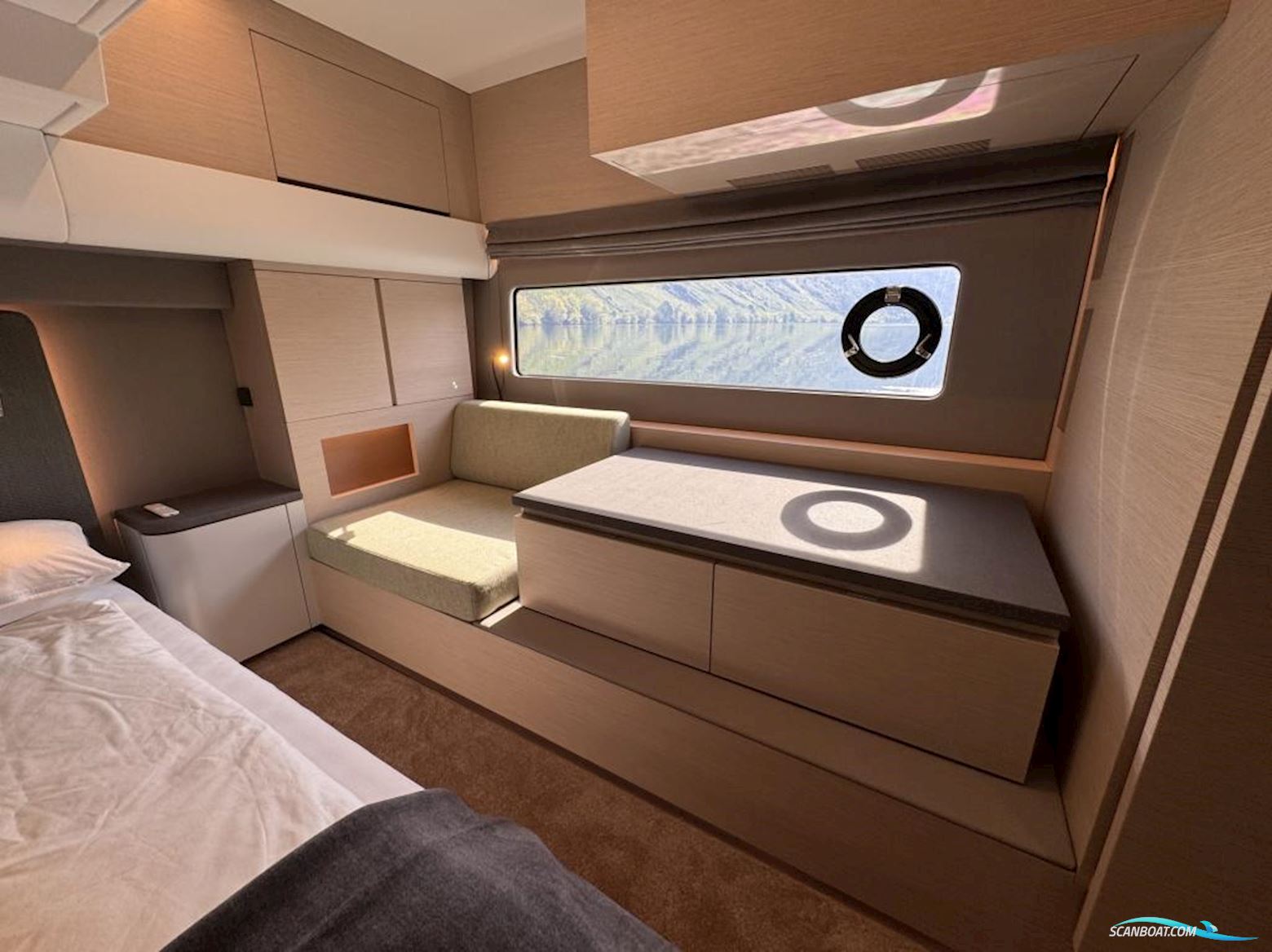 Nimbus 495 Flybridge