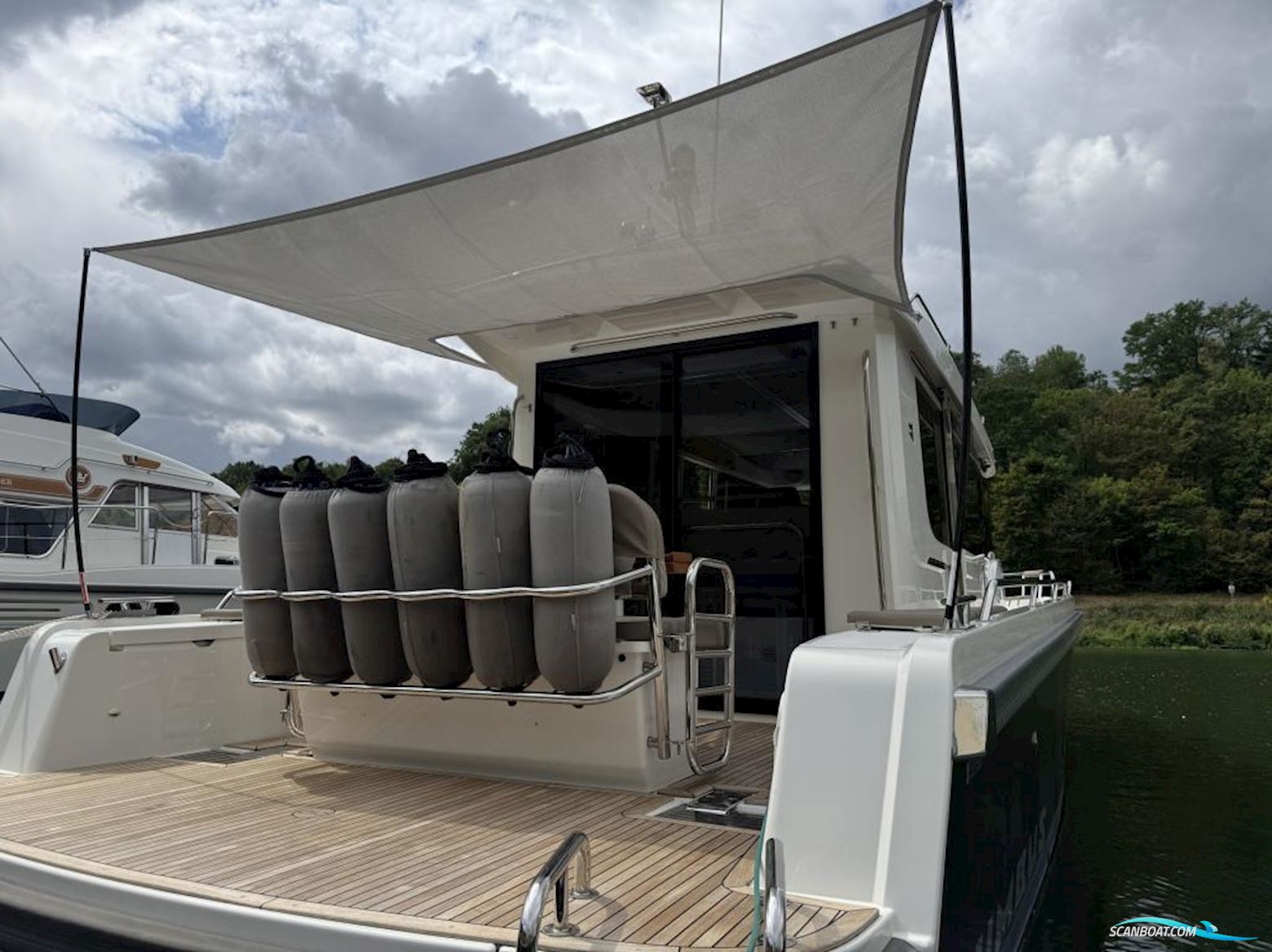 NIMBUS C11