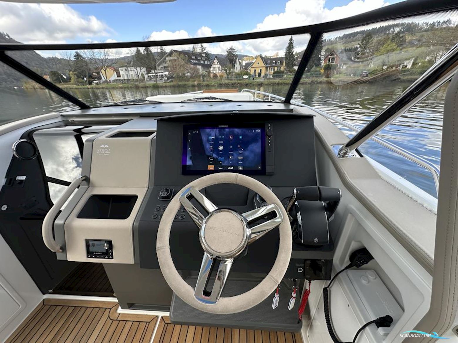 Nimbus T12
