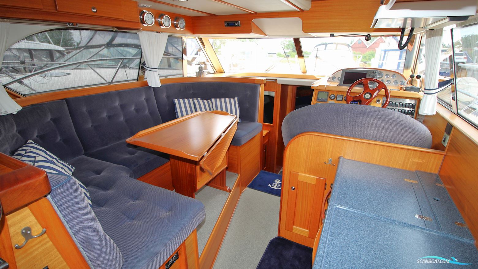 Nord West 390 Flybridge