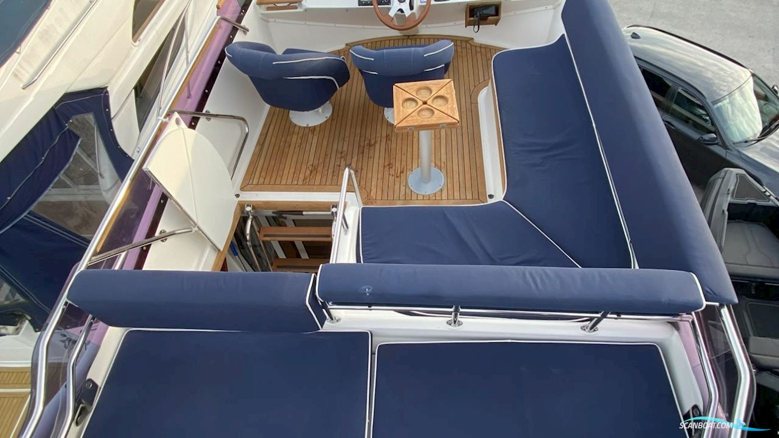 NORD WEST 390 FLYBRIDGE