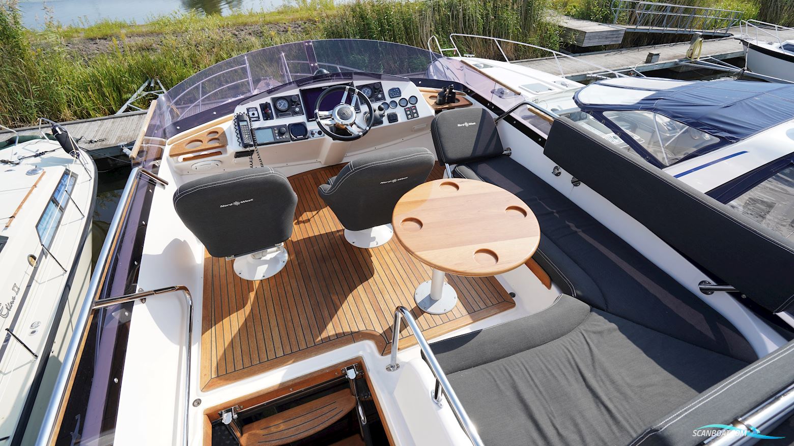 Nord West 390 Flybridge