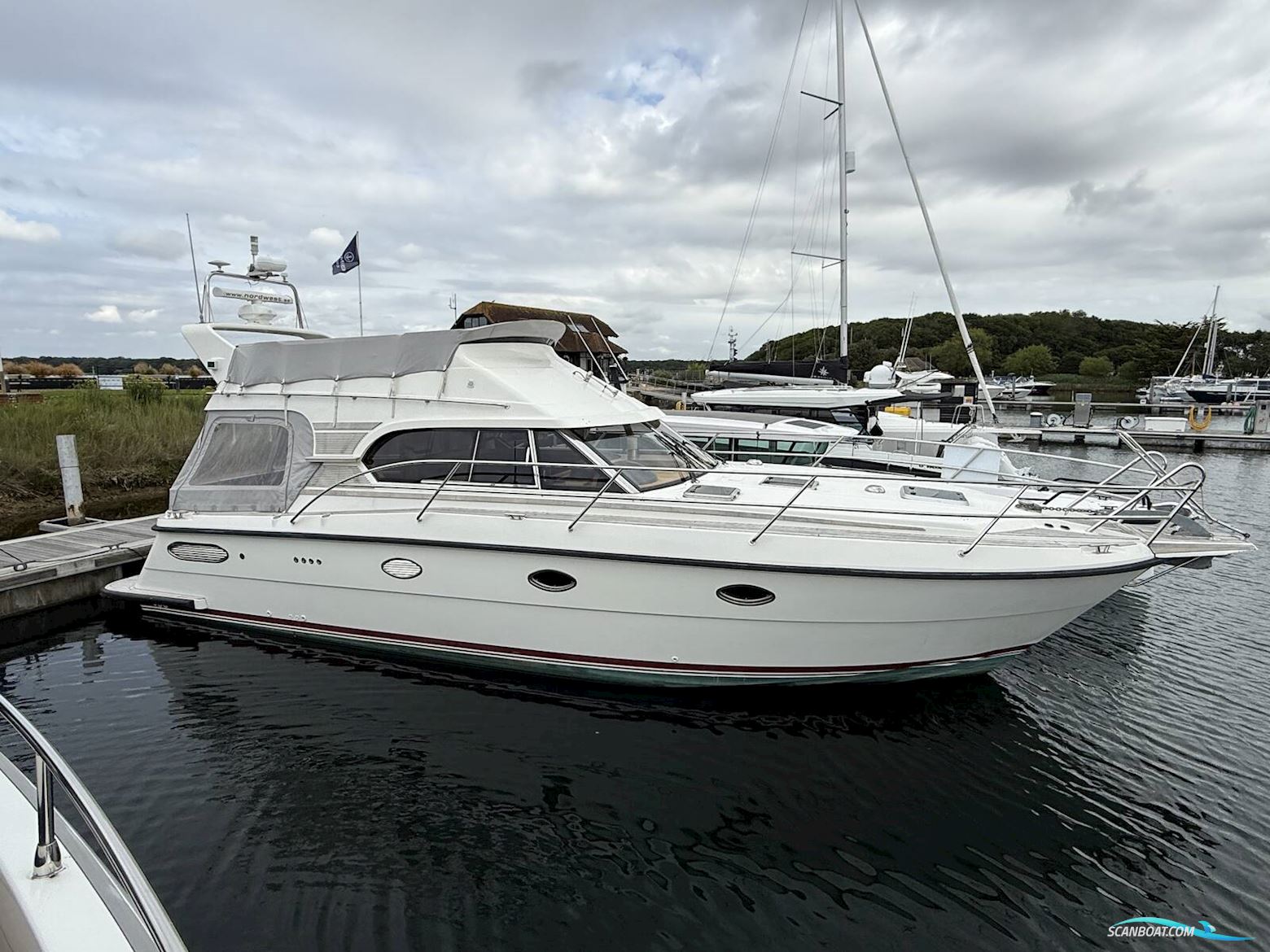 NORD WEST 390 Motorboten 2006, met Volvo Penta D6 350A-B AQ/PS motor, United Kingdom