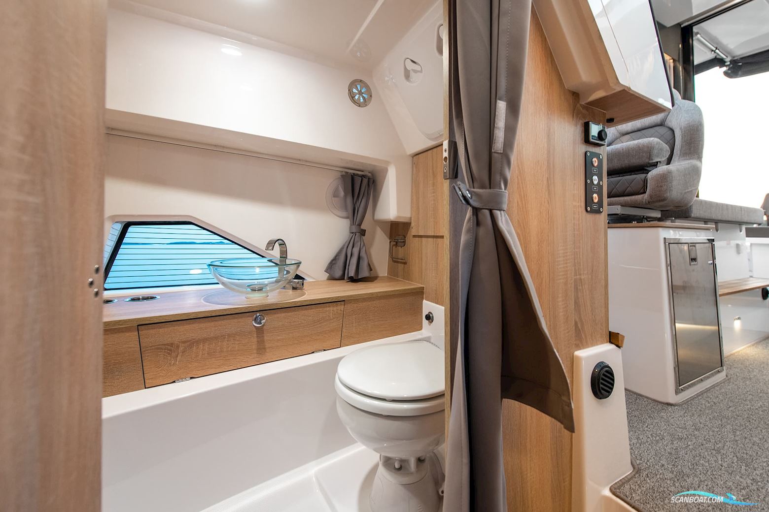 Nordkapp Coupe 905 2024