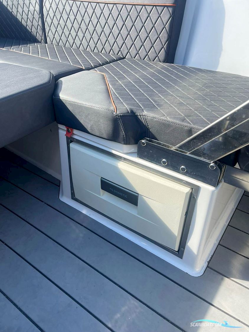 Nordkapp Noblesse 660