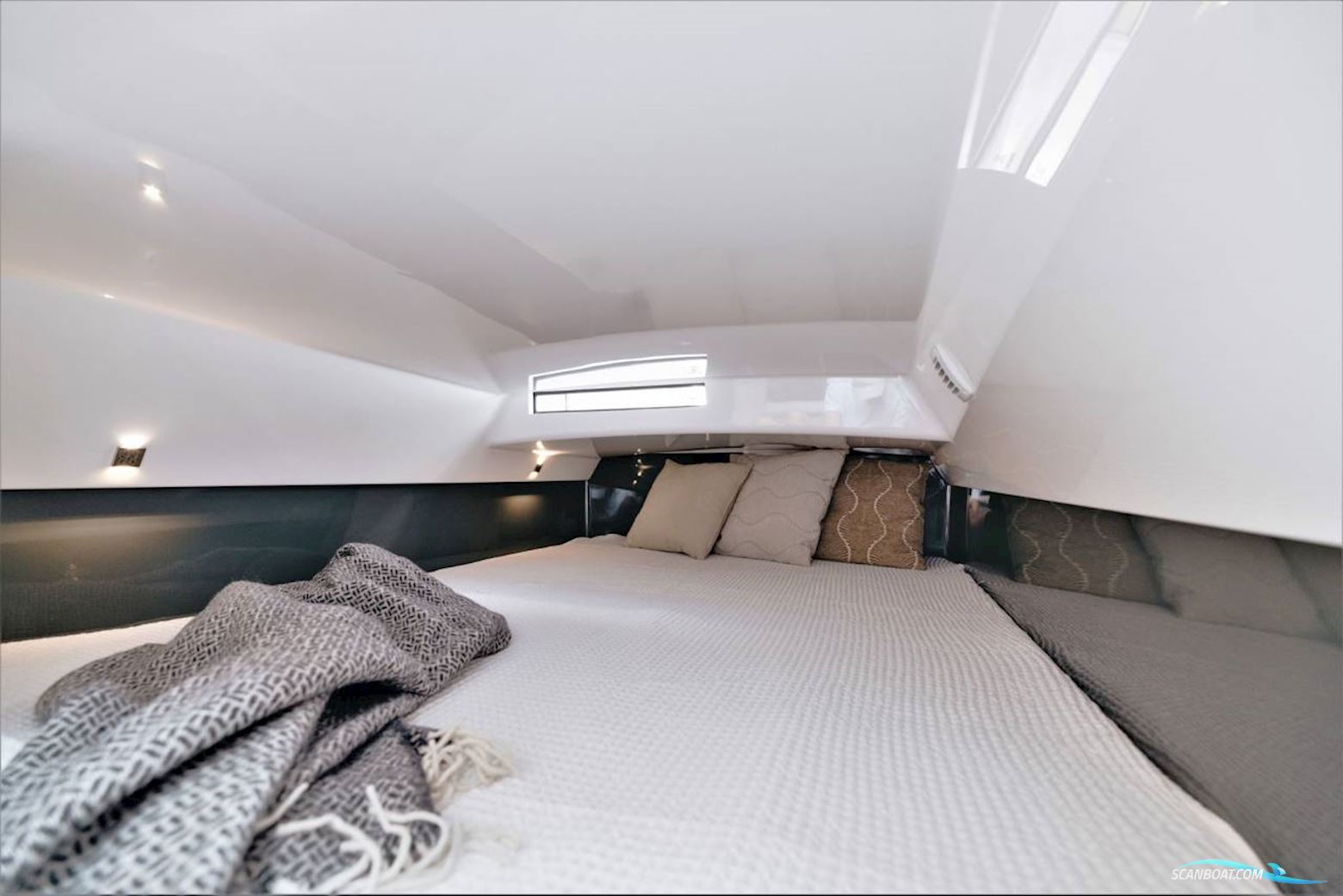 Nordkapp Noblesse 830 - 250 HK Yamaha/udstyr