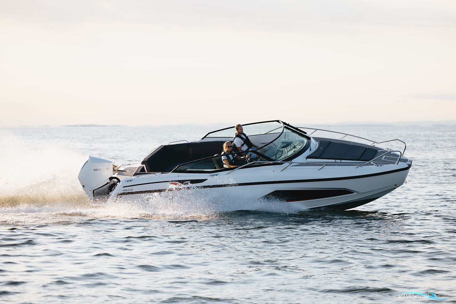 Nordkapp Noblesse 830 Motorboten 2024, met Mercury V8-300 hk motor, Sweden