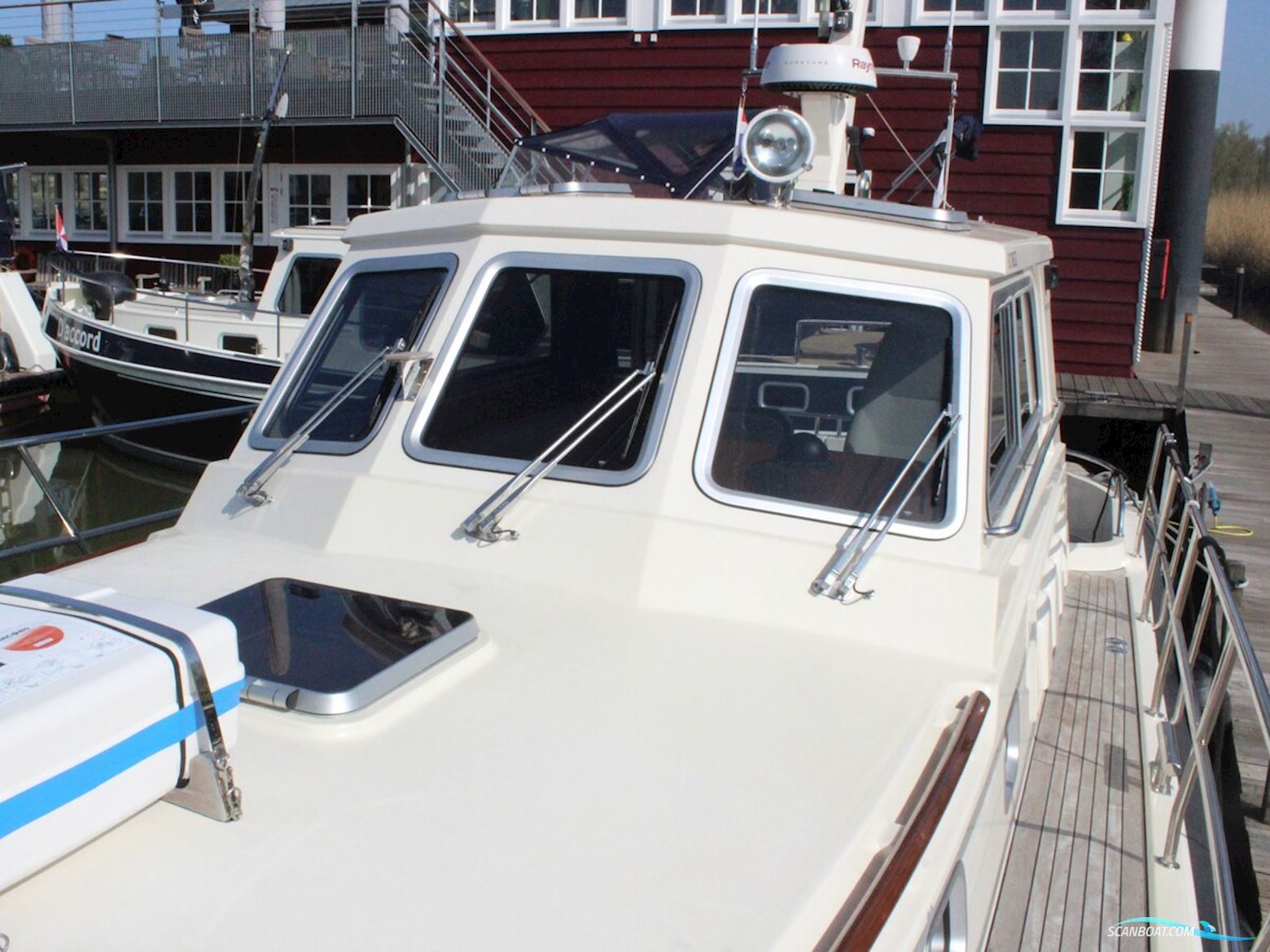 North-Line 37 Wheelhouse