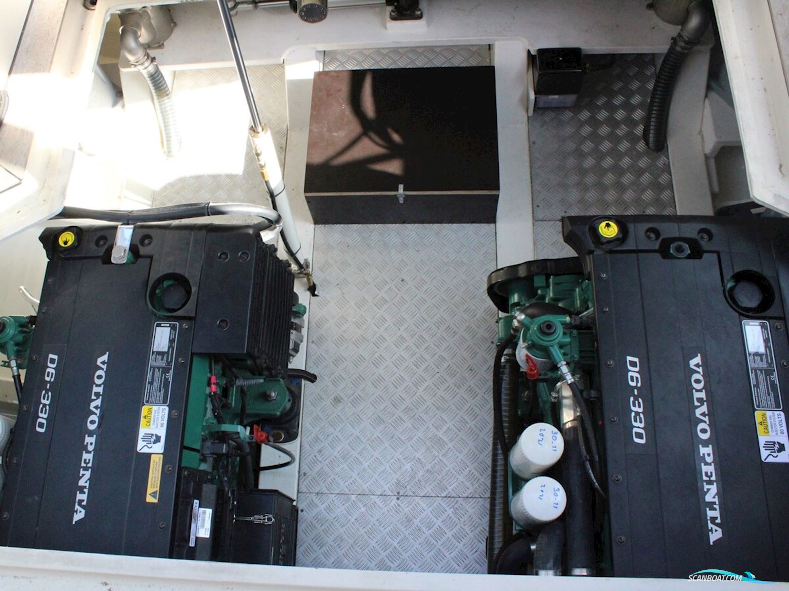 North-Line 37 Wheelhouse