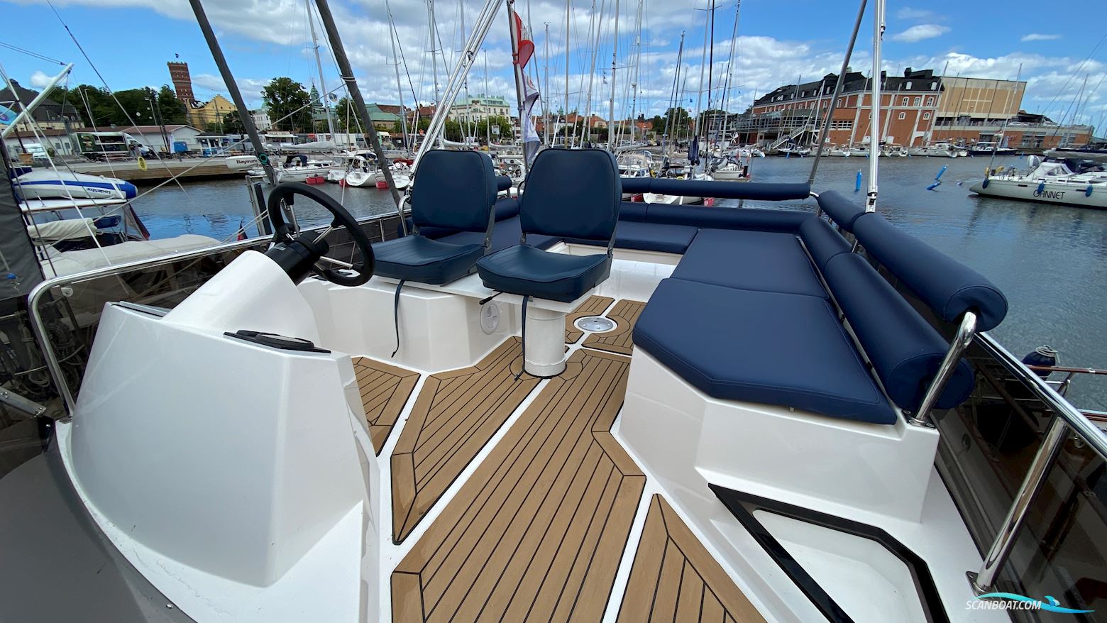 Northman 1200 Flybridge