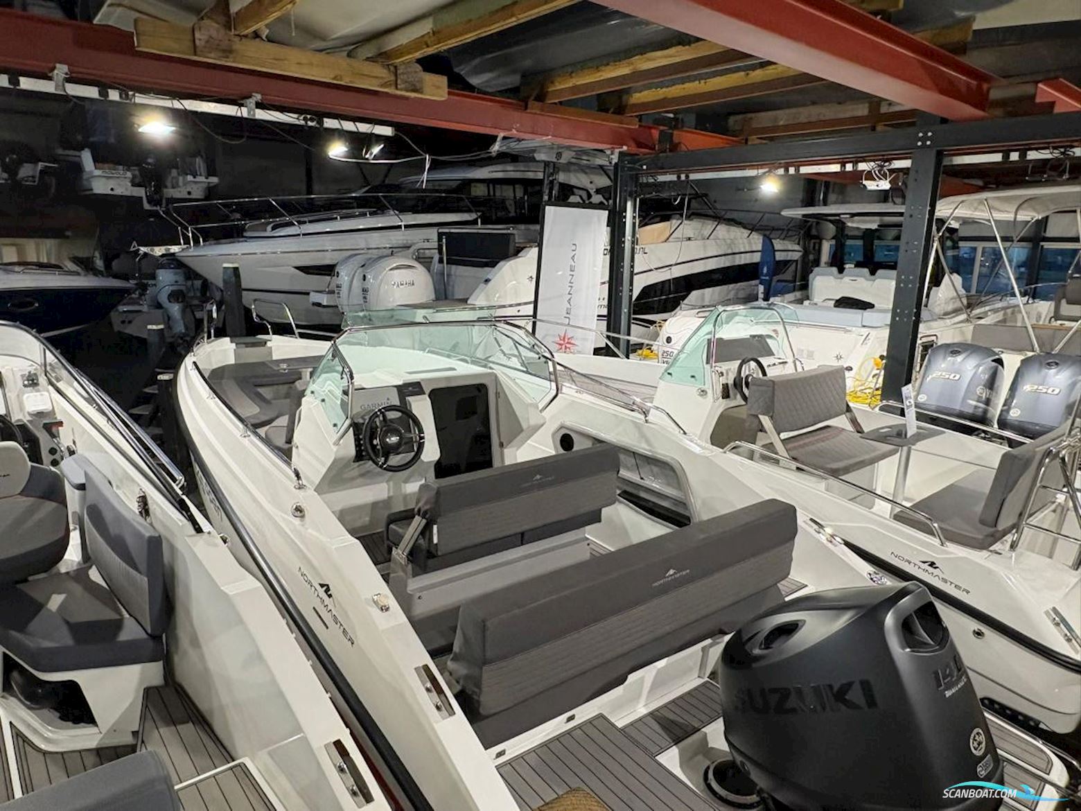 NorthMaster 645 open