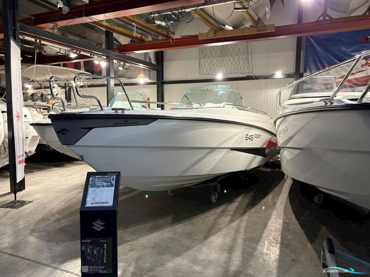 NorthMaster 645 open