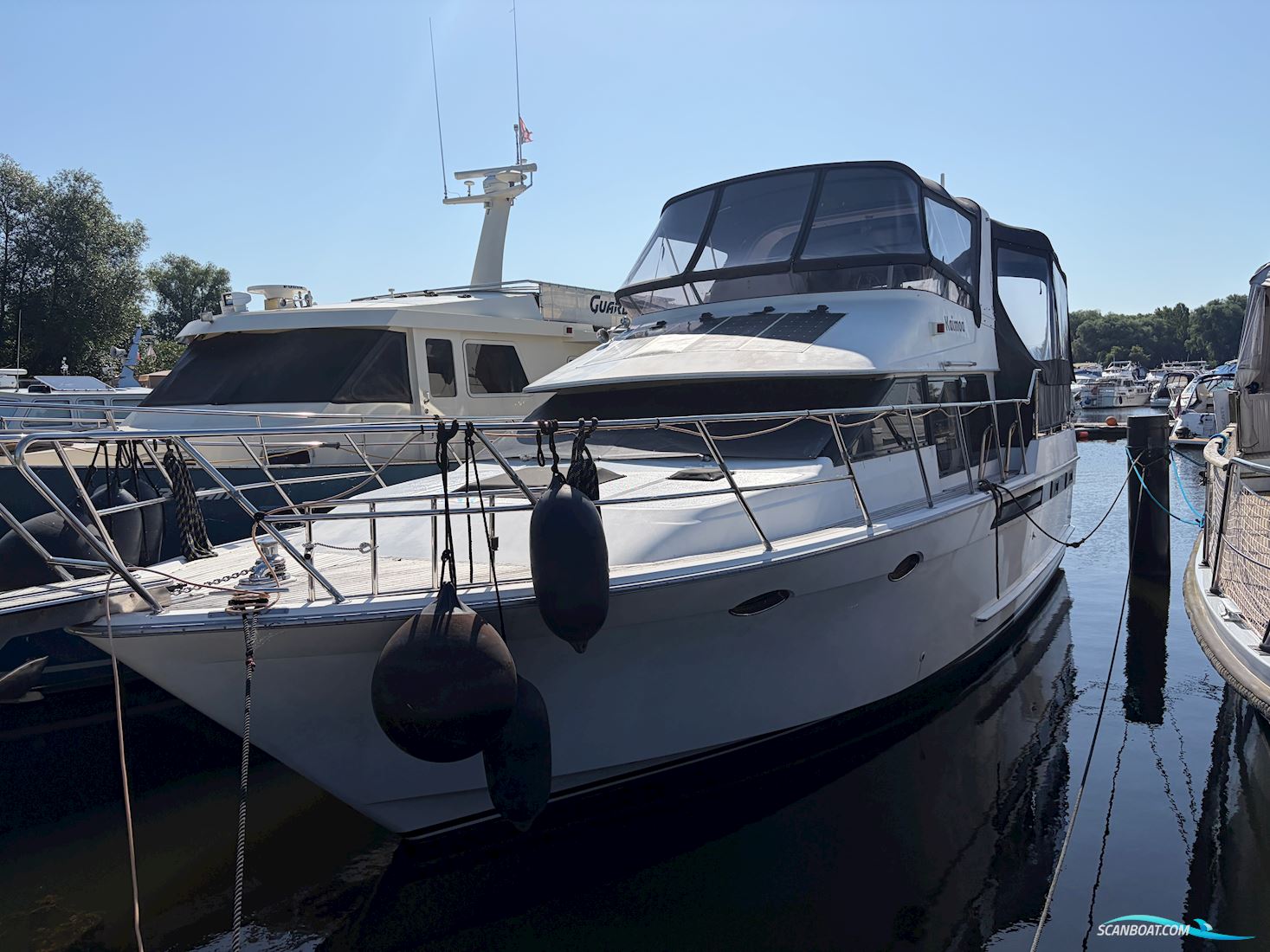 Ocean Alexander 39