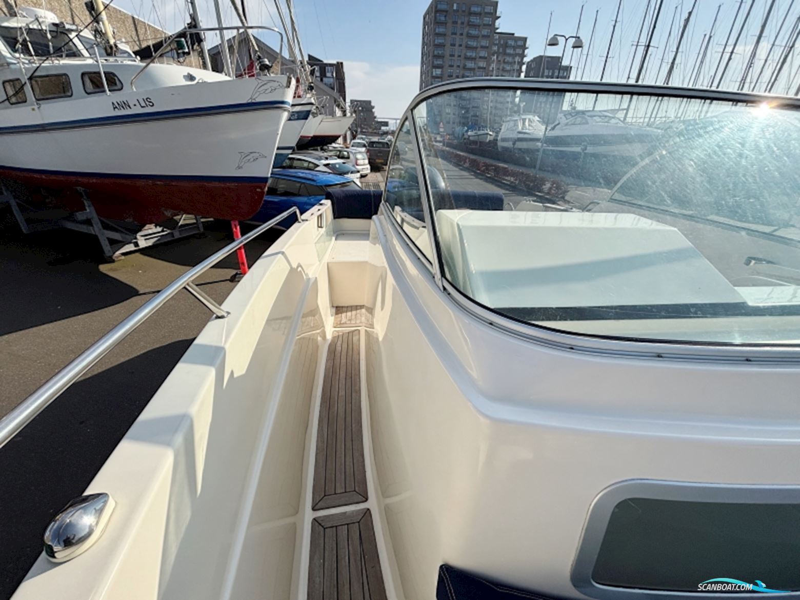 Oceanmaster 720 WA Styrepultsbåd m. kabine