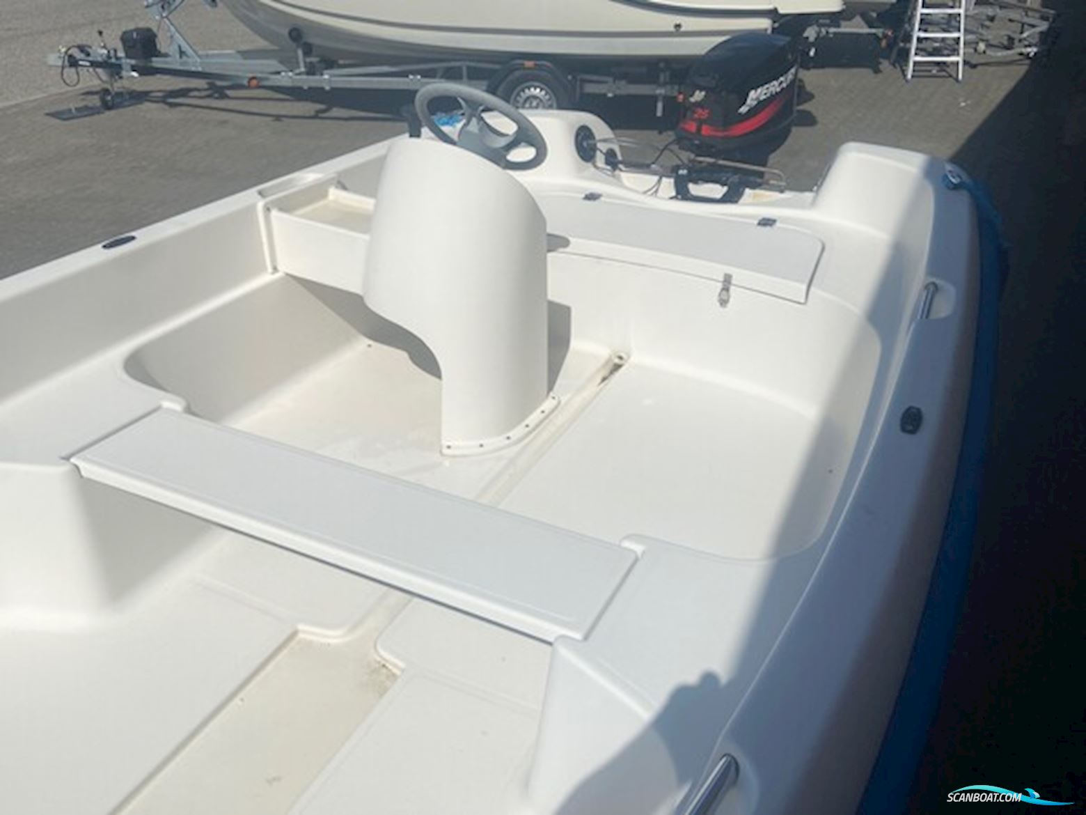 Ørnvik 410 m/Mercury 25 hk 2-takt og Variant trailer