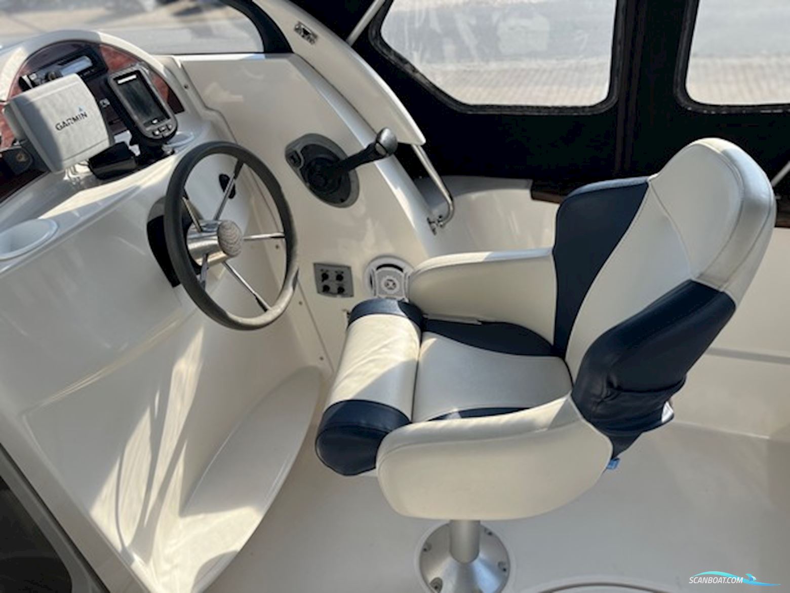 Ørnvik 540 Cruiser med 115 hk Mariner-EFI 4-takt og "ny" 1800kg Variant bådtrailer 