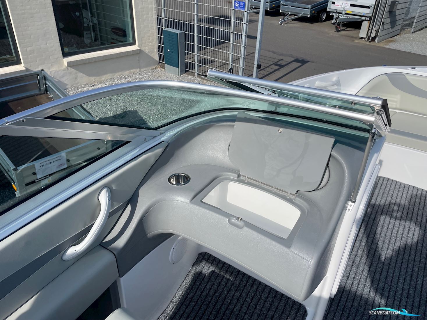 Olympic 580 Bowrider Med Mercury 115 hk CT