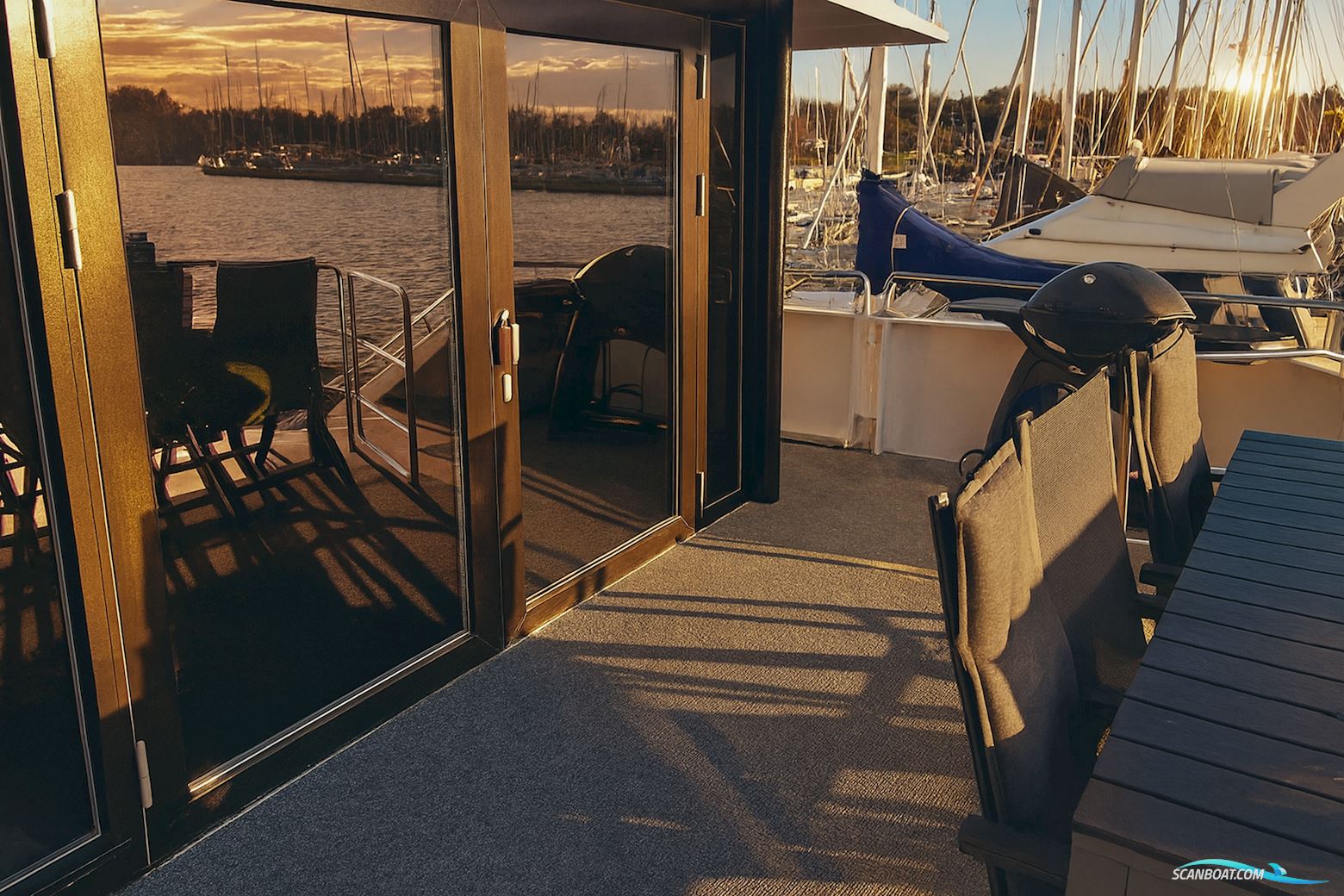 OneOff 92 - Lady Marjan