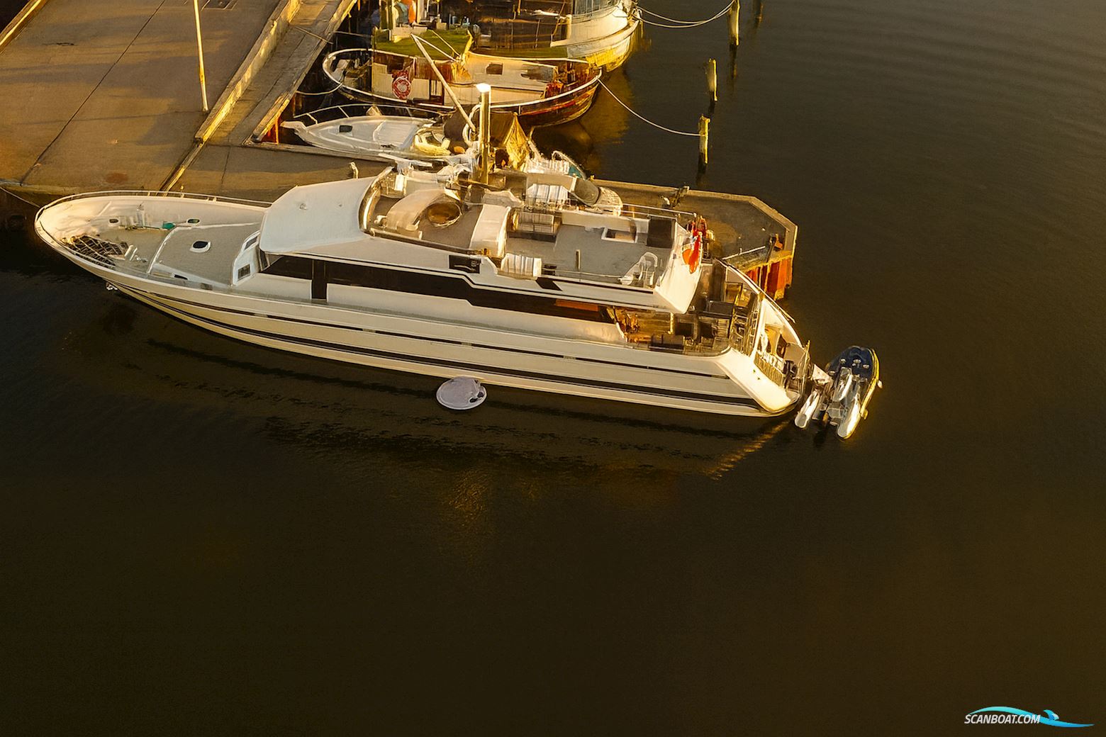 OneOff 92 - Lady Marjan