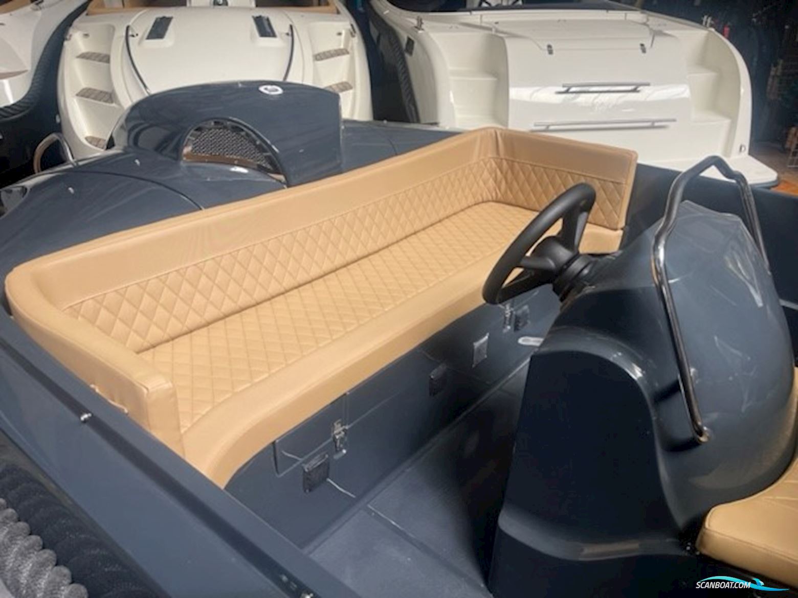 Oud Huijzer 600 Tender nieuw overjarig!