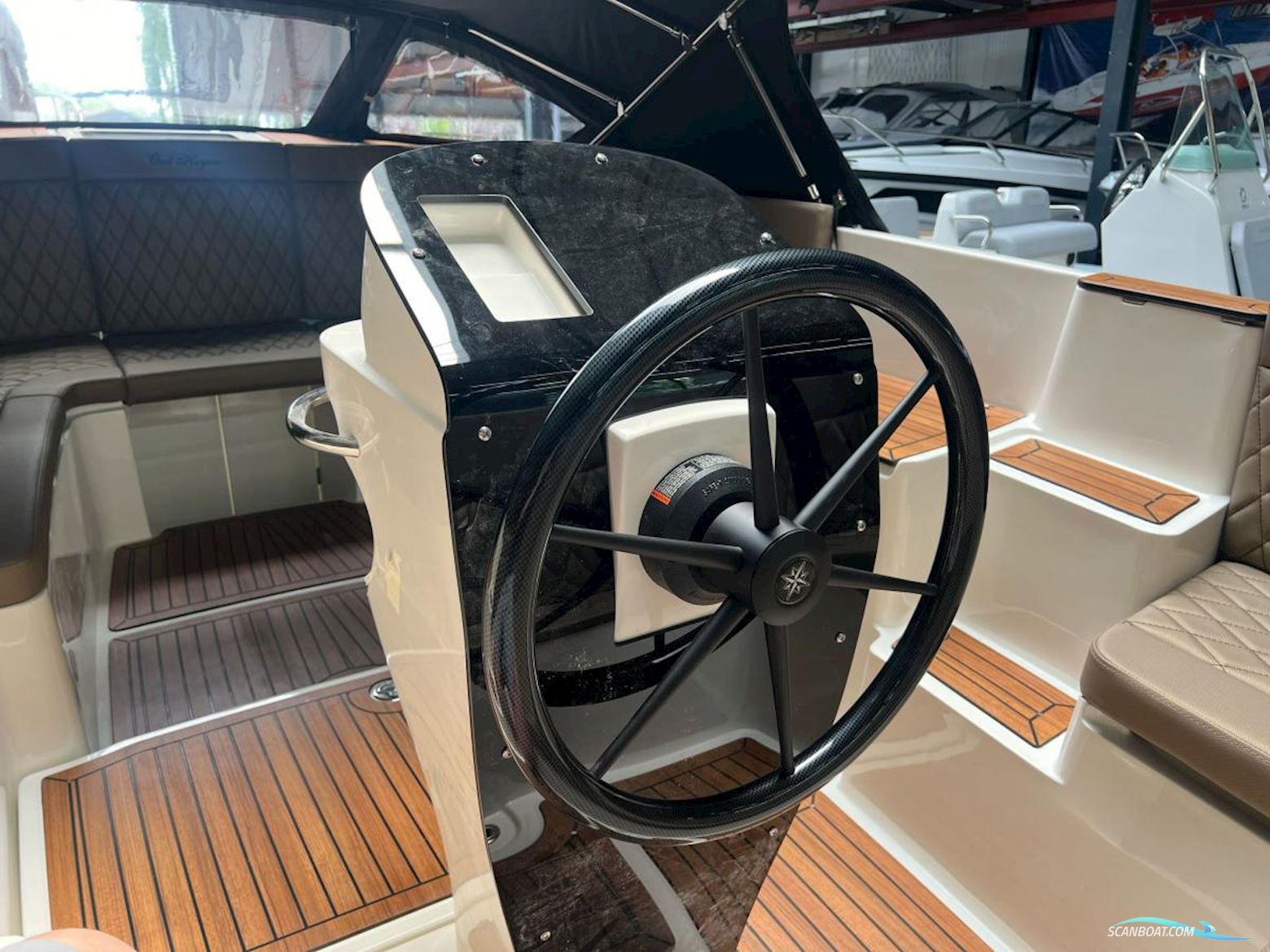 Oud Huijzer 740 Tender