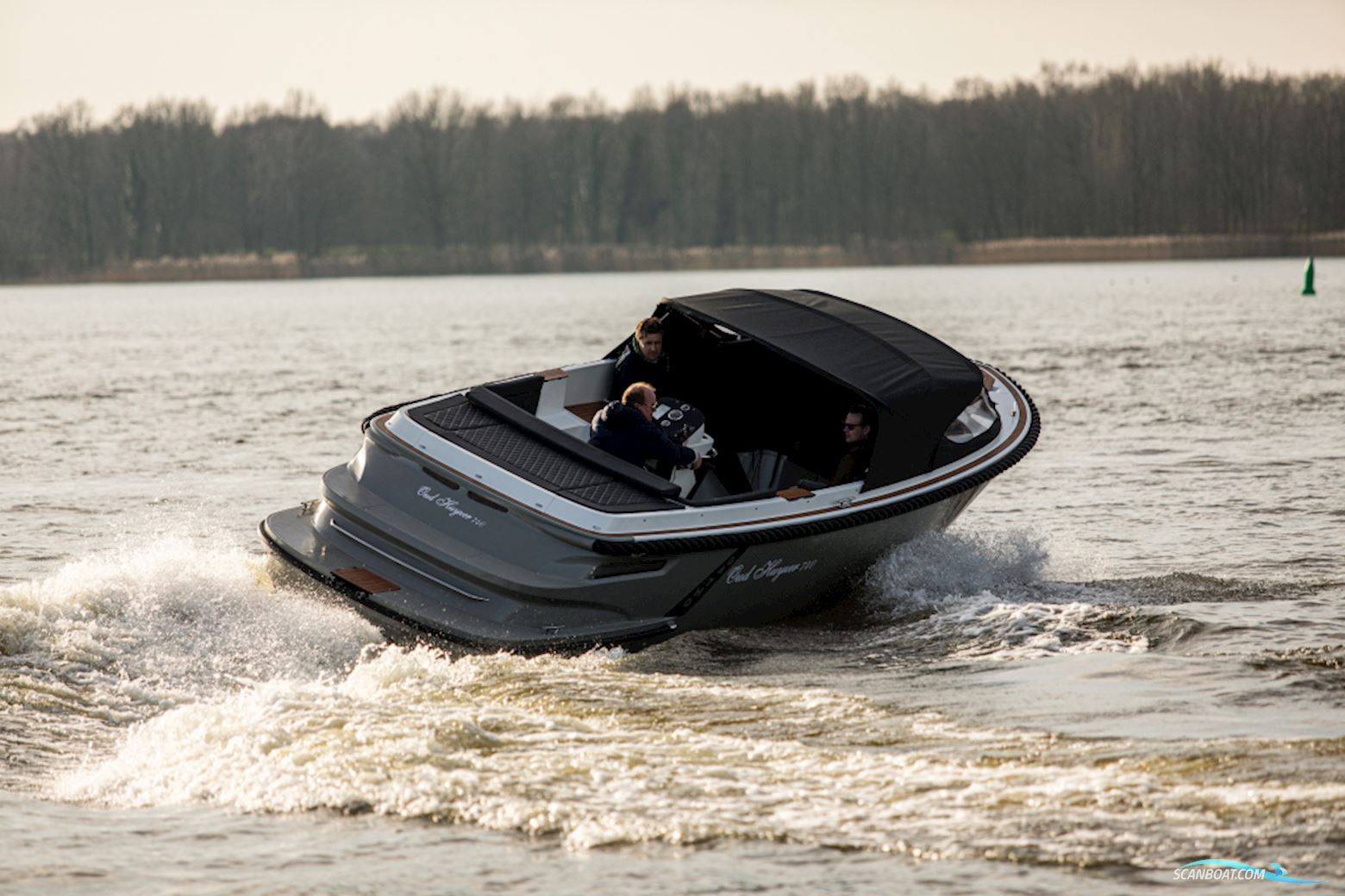 Oud Huijzer 740 Tender