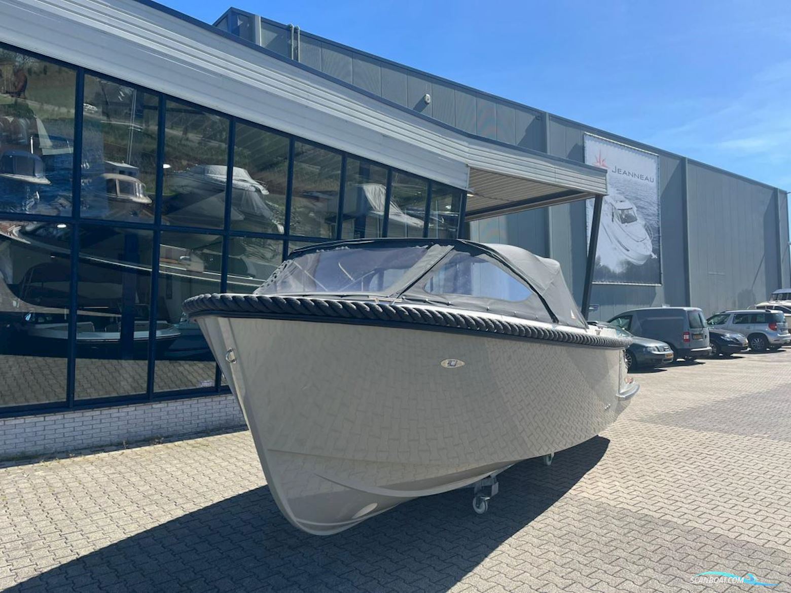 Oud Huijzer 740 Tender