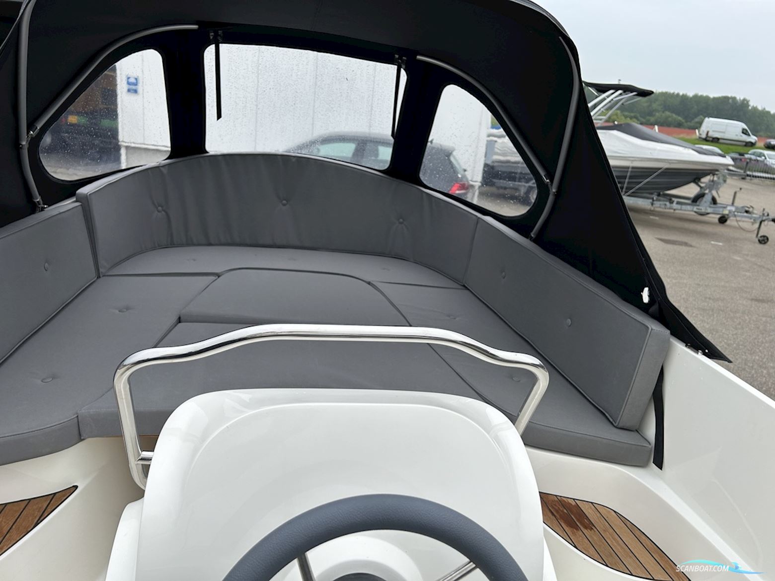 Oudhuijzer 600 Tender