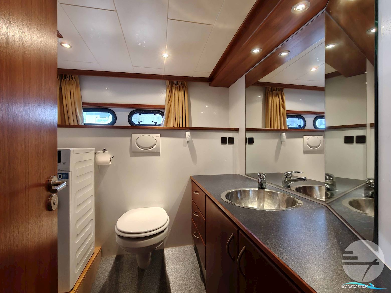 Pacific Allure 148