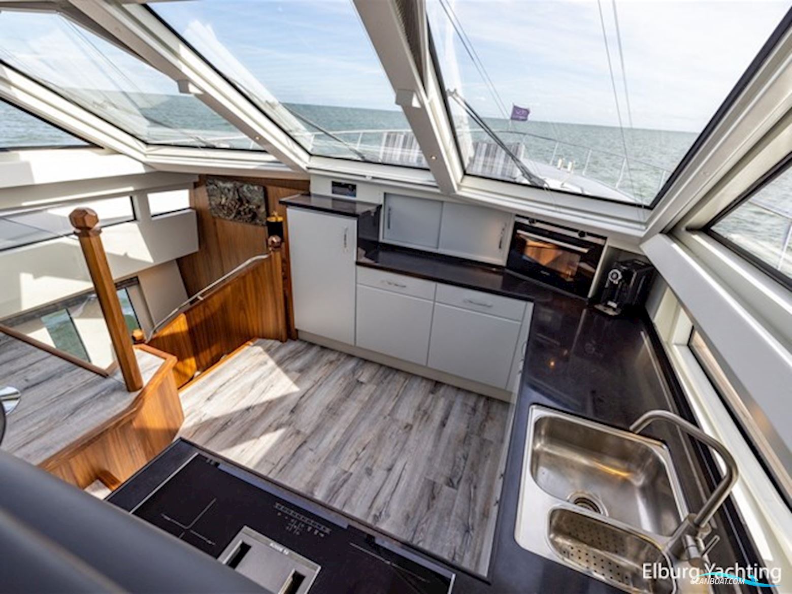 Pacific Pearl Fly 21.00 - CB - Stabilizers