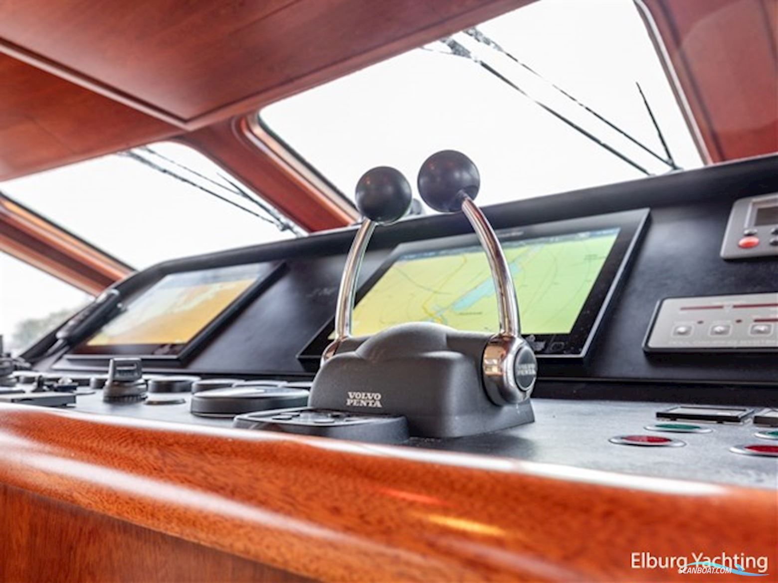 Pacific Prestige S200 - Stabilizers