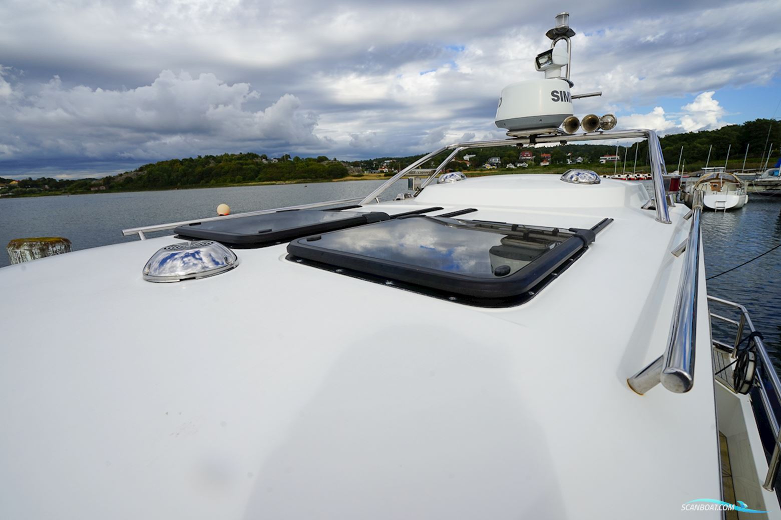 Paragon 25 Cabin