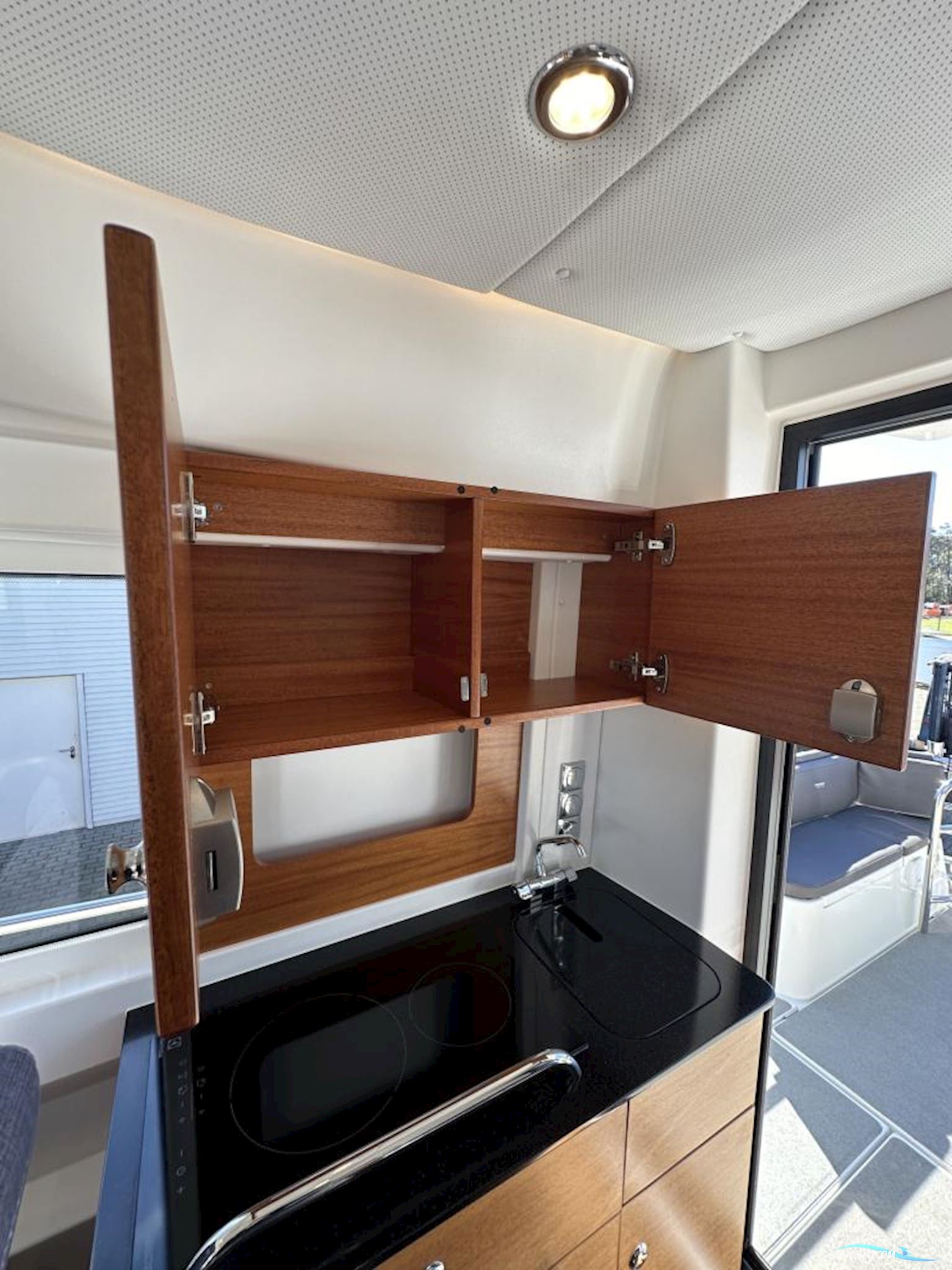 Paragon 31 Cabin - Bodenseezulassung